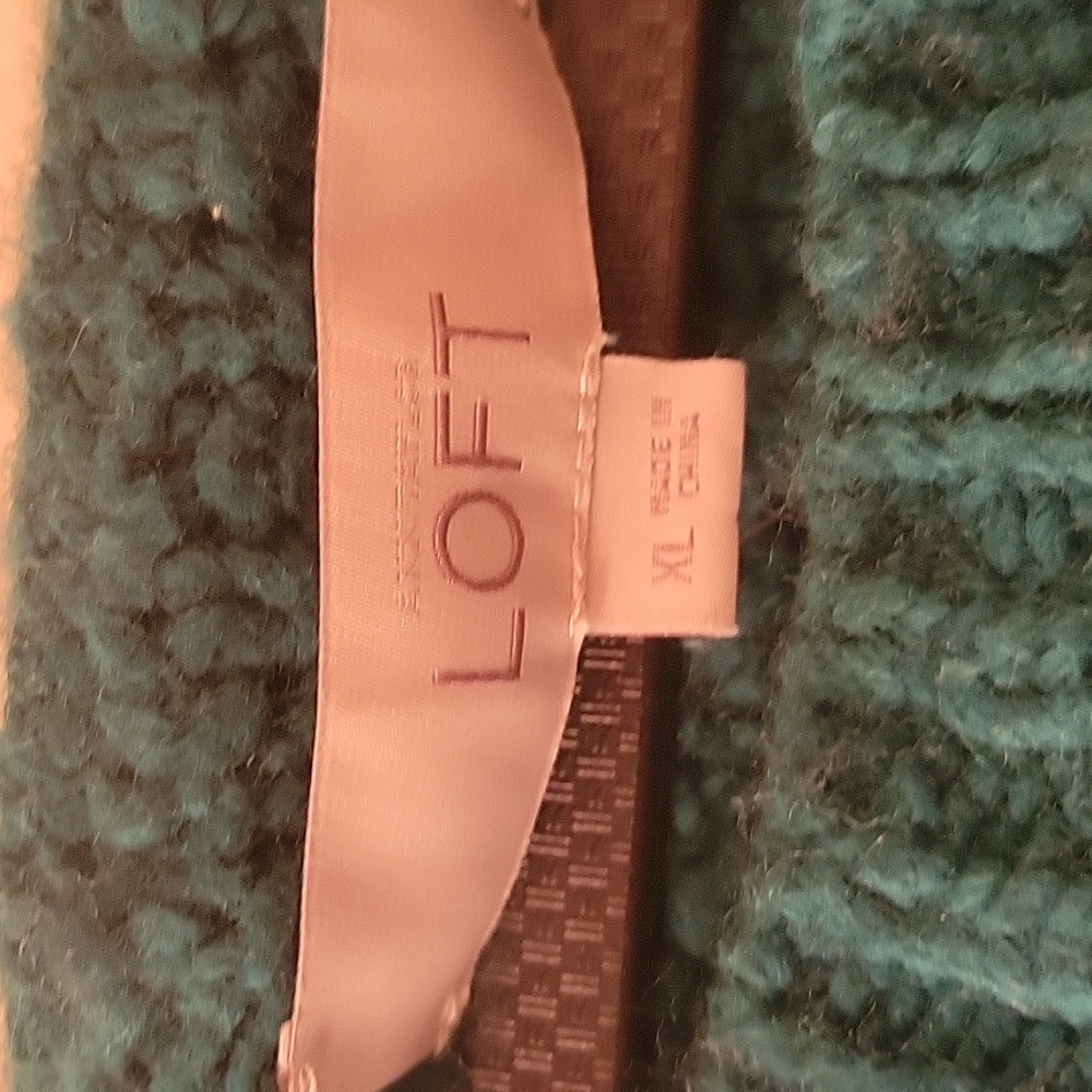 Sweater - Picture 2 of 2
